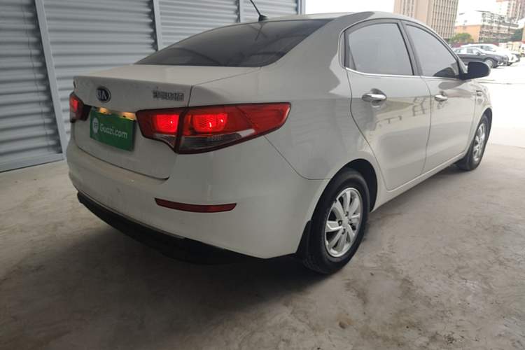 Used Kia K2 2015 Sedan 1.4L Automatic GLS Rear Right 45 Deg