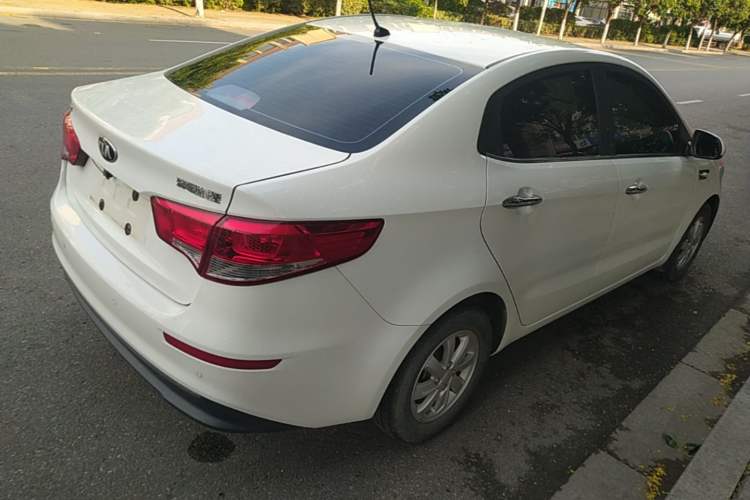 Used Kia K2 2015 Sedan 1.4L MT GLS Rear Right 45 Deg