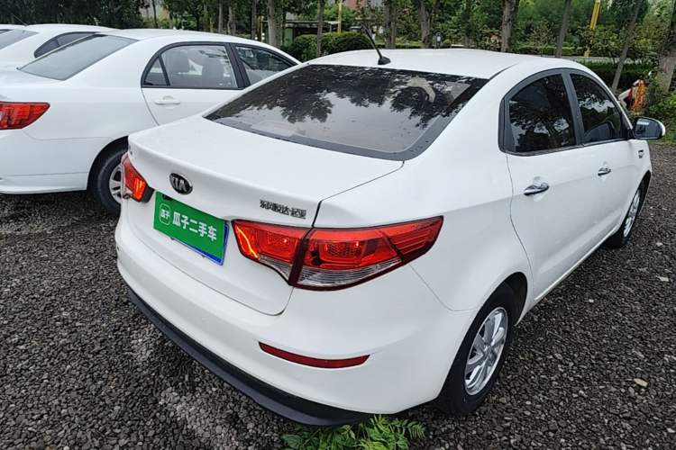 Used Kia K2 2015 Sedan 1.4L MT GLS Rear Right 45 Deg
