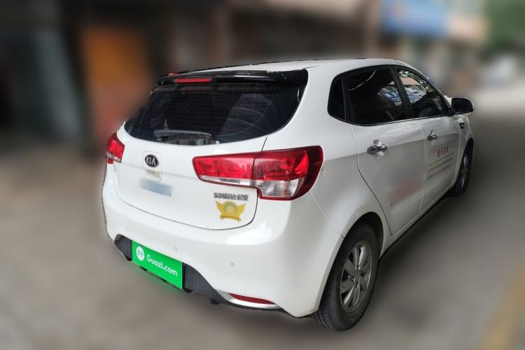 Used Kia K2 2015 Hatchback 1.4L MT GLS Cool Edition Rear Right 45 Deg