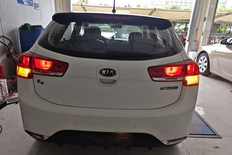 Used Kia K2 2015 Hatchback 1.4L AT GLS Cool Edition Rear