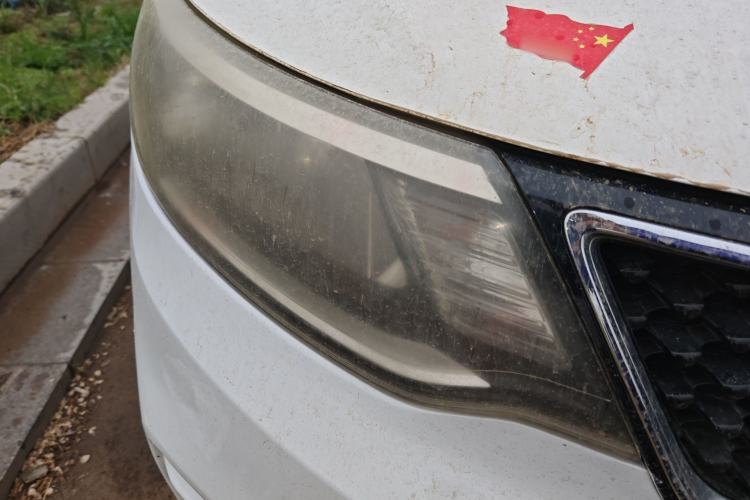 Used Kia K2 2015 Sedan 1.4L MT GLS Right Front Headlight