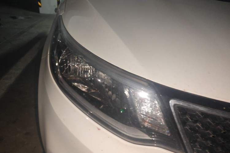 Used Kia K2 2015 Hatchback 1.4L Automatic GLS Right Front Headlight