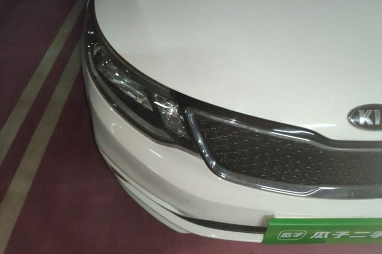 Used Kia K2 2015 Hatchback 1.4L AT GLS Cool Edition Right Front Headlight