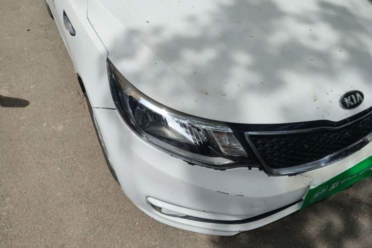 Used Kia K2 2015 Sedan 1.4L MT GLS Right Front Headlight