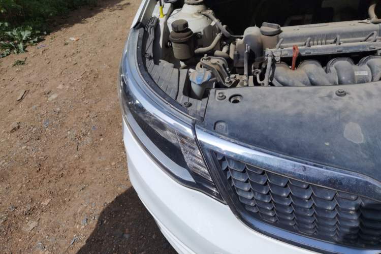 Used Kia K2 2015 Sedan 1.4L Automatic GLS Right Front Headlight
