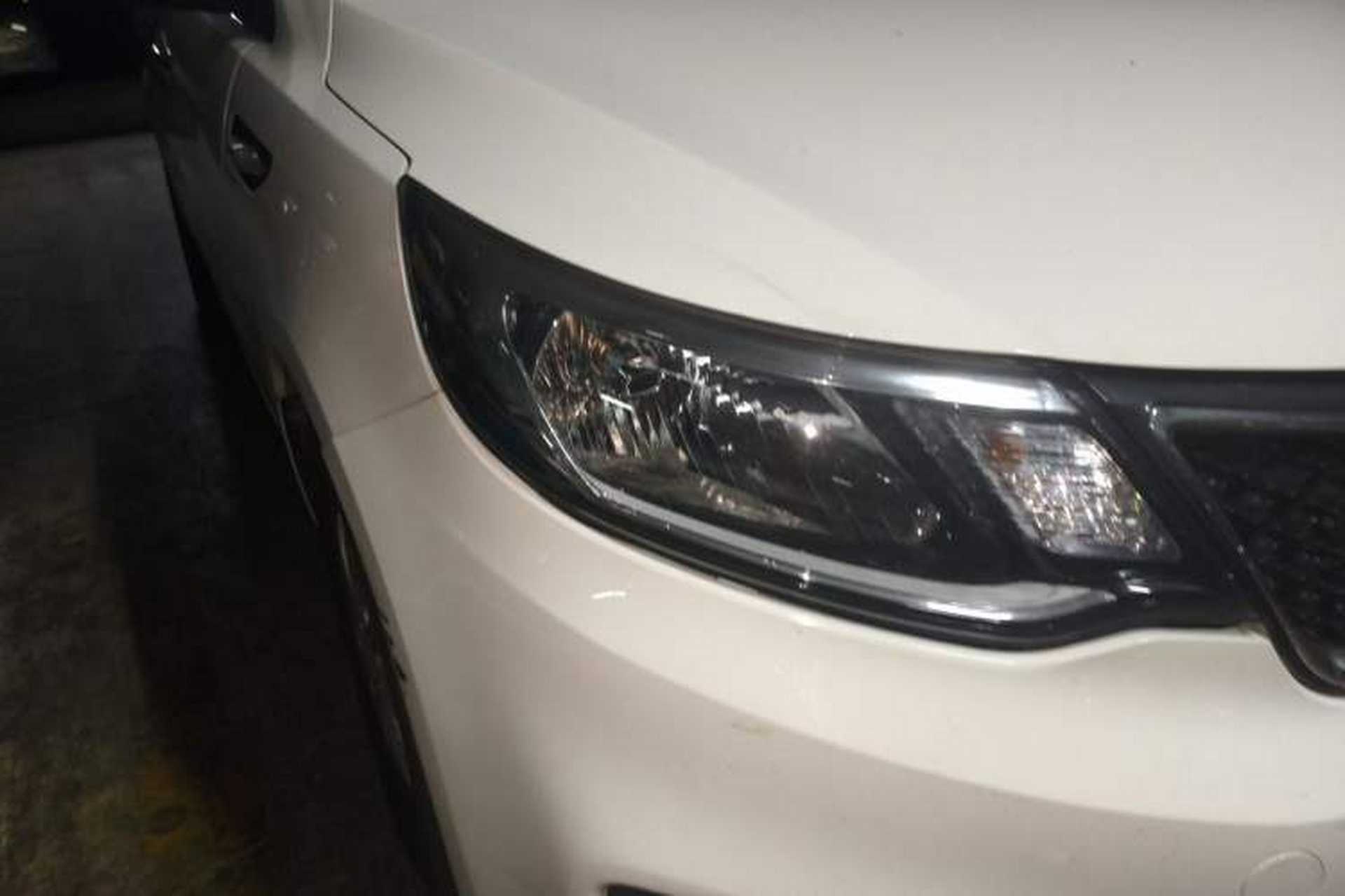 Used Kia K2 2015 Sedan 1.4L Automatic GLS Right Front Headlight