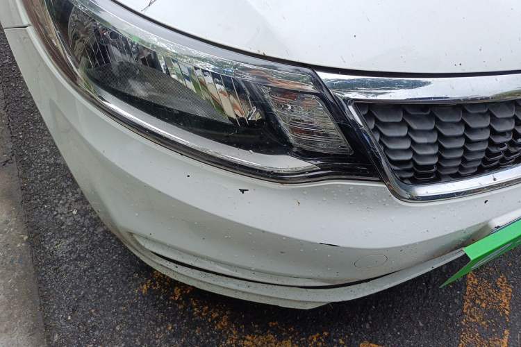 Used Kia K2 2015 Sedan 1.4L Automatic GLS Right Front Headlight