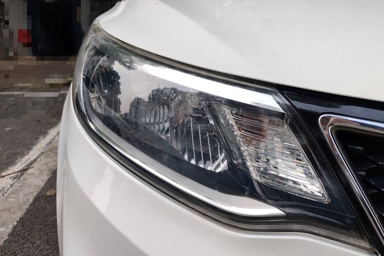 Used Kia K2 2015 Sedan 1.4L Automatic GLS Right Front Headlight