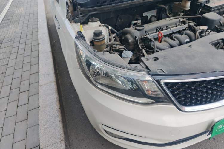 Used Kia K2 2015 Sedan 1.4L MT GLS Right Front Headlight