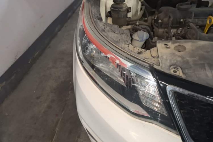 Used Kia K2 2015 Sedan 1.4L MT GLS Right Front Headlight