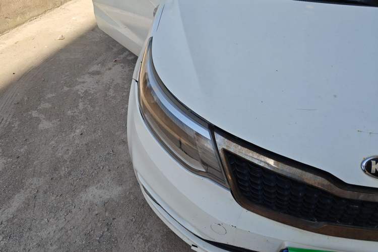 Used Kia K2 2015 Sedan 1.4L MT GLS Right Front Headlight