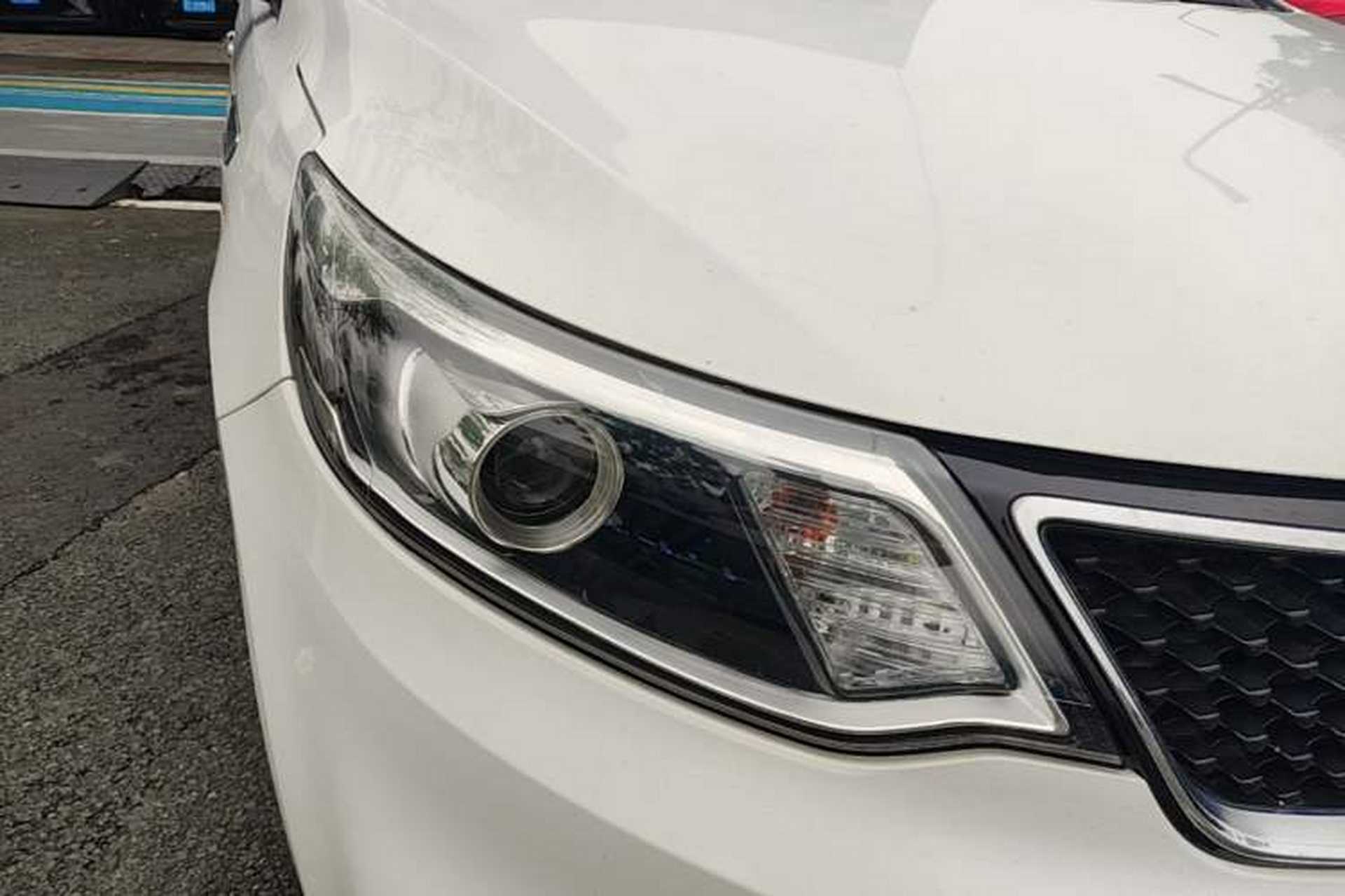 Used Kia K2 2015 Sedan 1.6L Automatic Transmission Premium Right Front Headlight