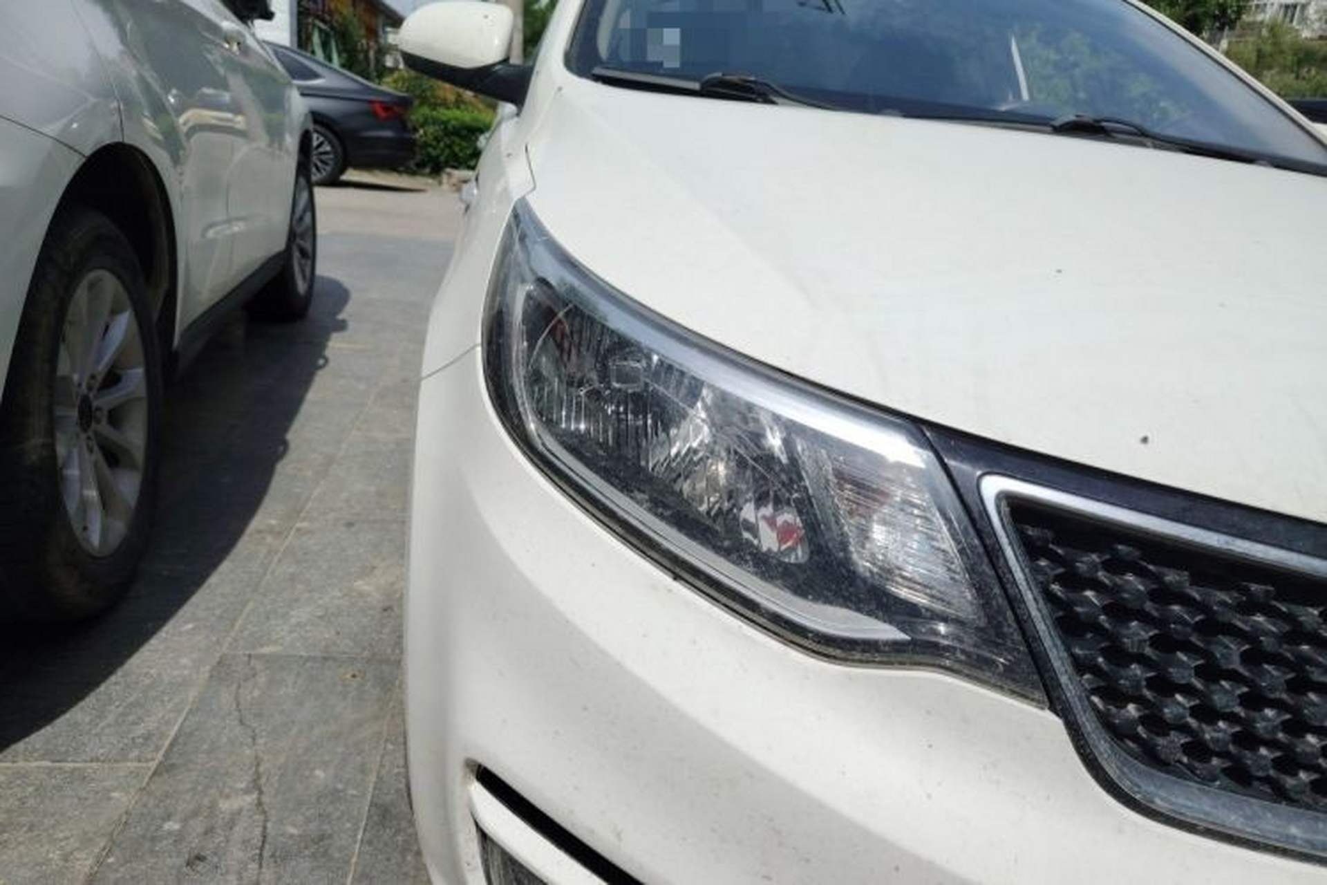 Used Kia K2 2015 Sedan 1.4L Automatic GLS Right Front Headlight