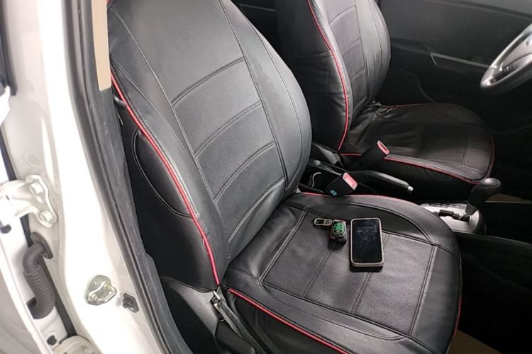 Used Kia K2 2015 Sedan 1.4L Automatic GLS Right Front Seat