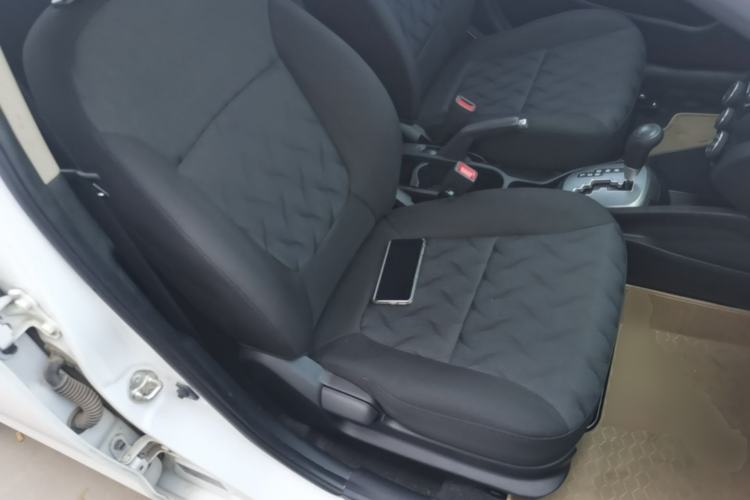 Used Kia K2 2015 Sedan 1.4L Automatic GLS Right Front Seat