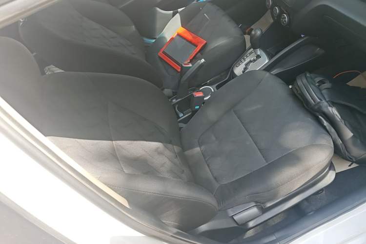 Used Kia K2 2015 Sedan 1.4L Automatic GLS Right Front Seat