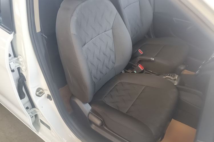 Used Kia K2 2015 Sedan 1.4L Automatic GLS Right Front Seat