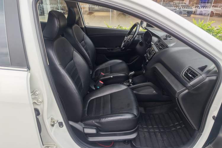 Used Kia K2 2015 Sedan 1.6L Automatic Transmission Premium Right Front Seat