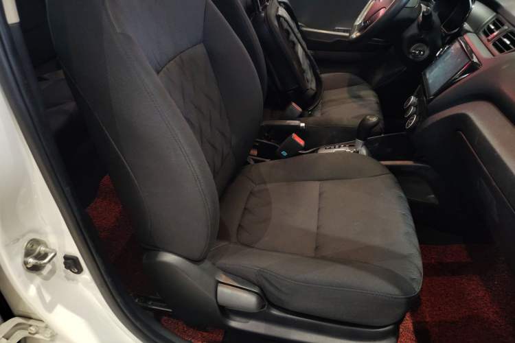 Used Kia K2 2015 Sedan 1.4L Automatic GLS Right Front Seat