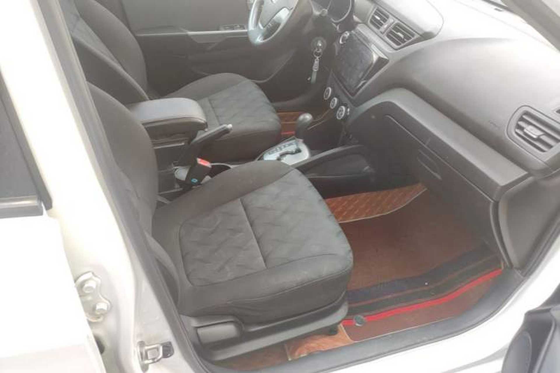 Used Kia K2 2015 Sedan 1.4L Automatic GLS Right Front Seat