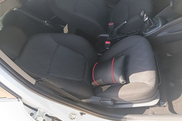 Used Kia K2 2015 Sedan 1.4L MT GLS Right Front Seat
