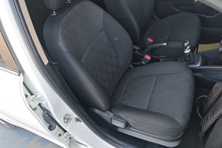 Used Kia K2 2015 Sedan 1.4L MT GLS Right Front Seat