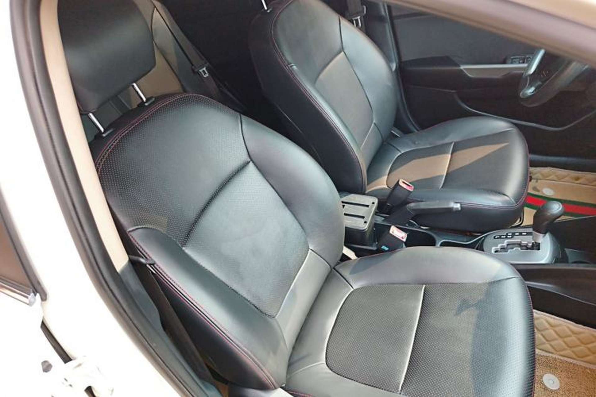 Used Kia K2 2015 Sedan 1.4L Automatic GLS Right Front Seat