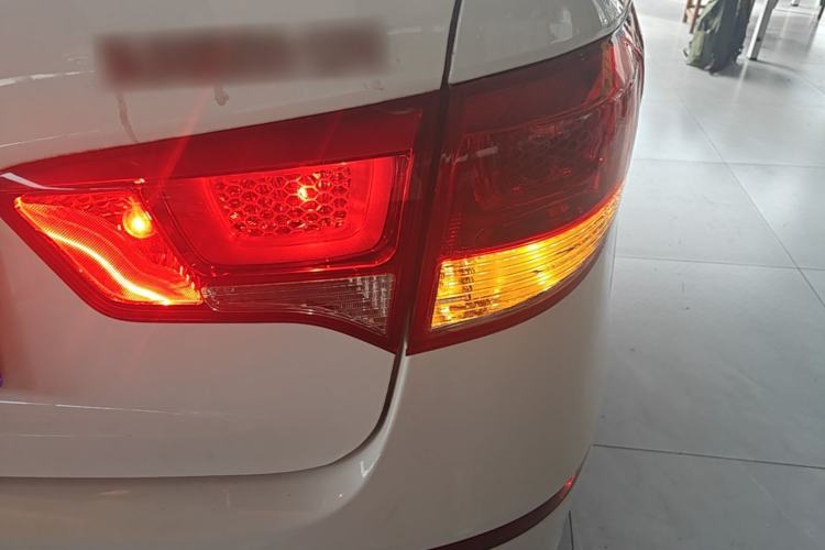 Used Kia K2 2015 Sedan 1.4L Automatic GLS Right Rear Taillight