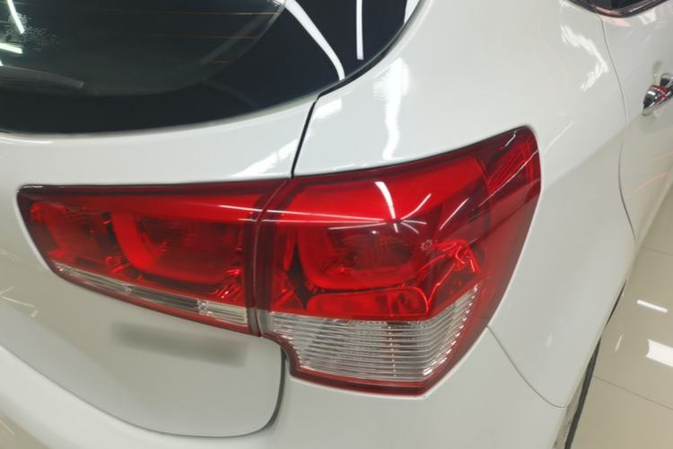 Used Kia K2 2015 Hatchback 1.4L AT GLS Cool Edition Right Rear Taillight