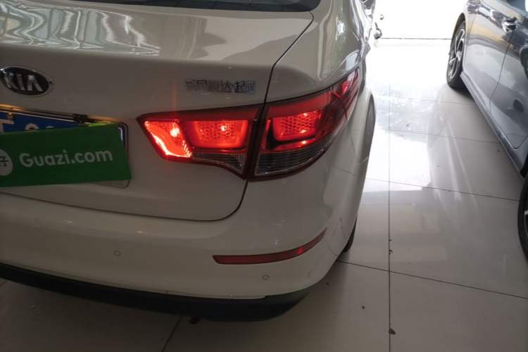 Used Kia K2 2015 Sedan 1.4L Automatic GLS Right Rear Taillight