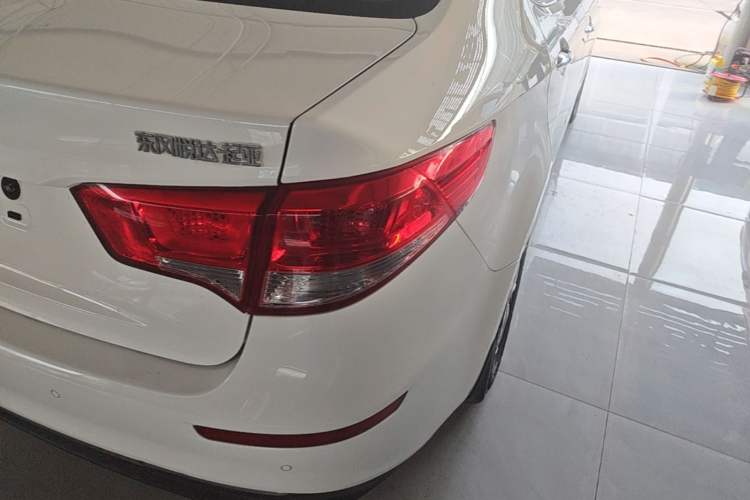 Used Kia K2 2015 Sedan 1.4L Automatic GLS Right Rear Taillight