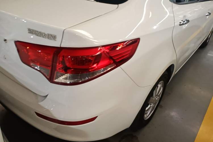 Used Kia K2 2015 Sedan 1.4L Automatic GLS Right Rear Taillight