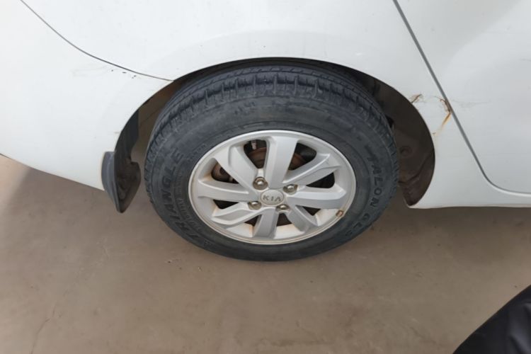 Used Kia K2 2015 Sedan 1.4L MT GLS Right Rear Wheel Hub