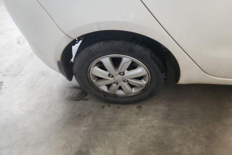 Used Kia K2 2015 Hatchback 1.4L AT GLS Cool Edition Right Rear Wheel Hub
