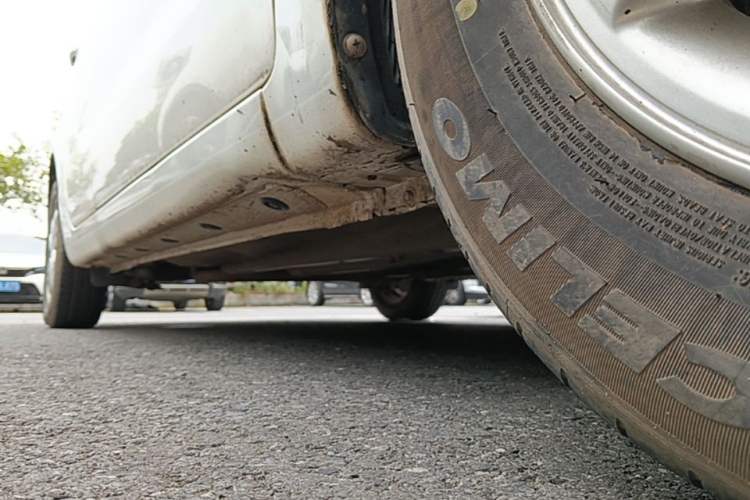 Used Kia K2 2015 Sedan 1.4L MT GLS Right Side Sill