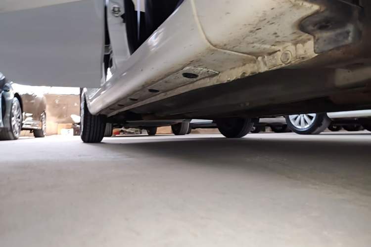 Used Kia K2 2015 Sedan 1.4L MT GLS Right Side Sill