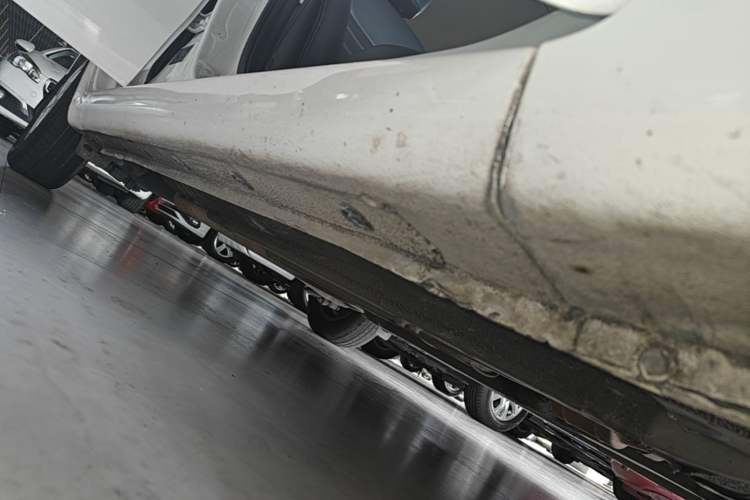 Used Kia K2 2015 Sedan 1.4L Automatic GLS Right Side Sill