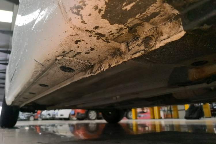 Used Kia K2 2015 Sedan 1.4L MT GLS Right Side Sill