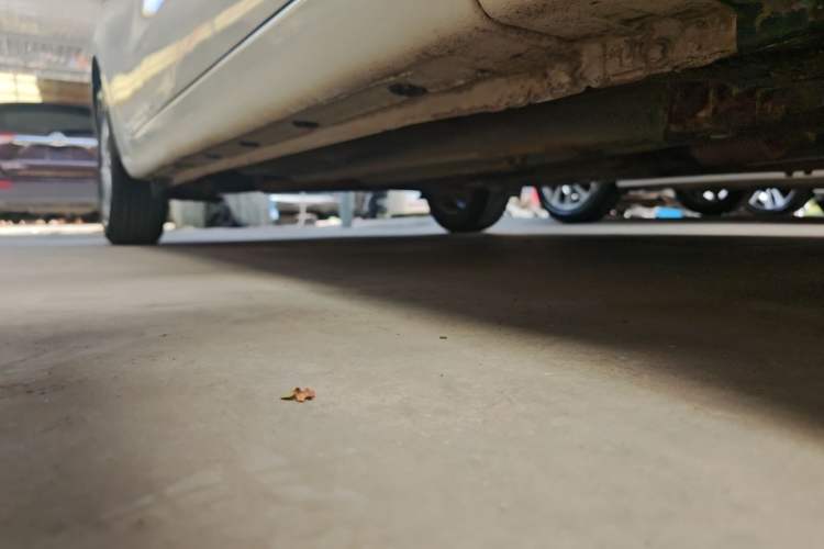 Used Kia K2 2015 Hatchback 1.4L AT GLS Cool Edition Right Side Sill