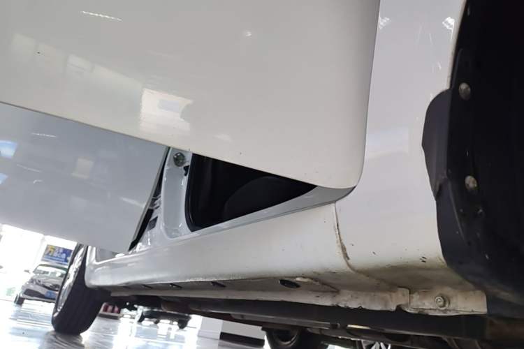 Used Kia K2 2015 Sedan 1.4L MT GLS Right Side Sill