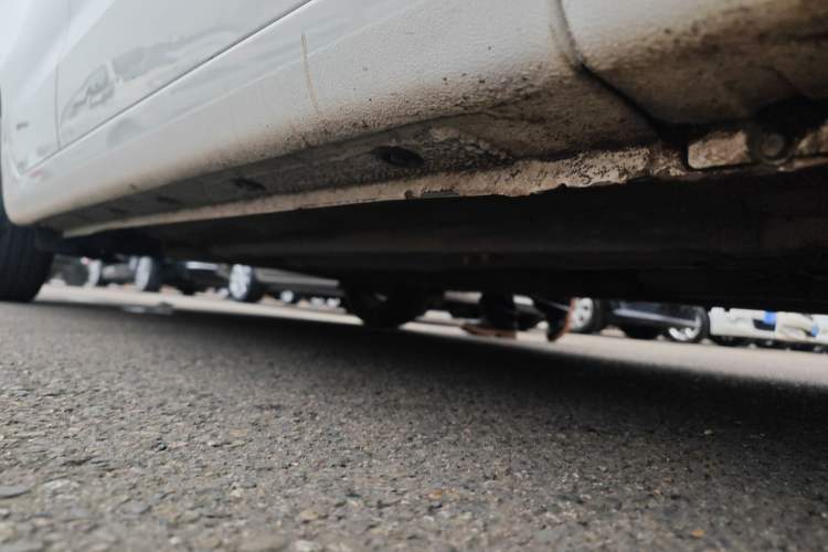 Used Kia K2 2015 Sedan 1.4L Automatic GLS Right Side Sill