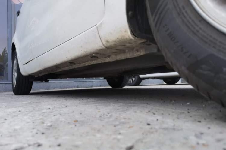 Used Kia K2 2015 Sedan 1.4L MT GLS Right Side Sill
