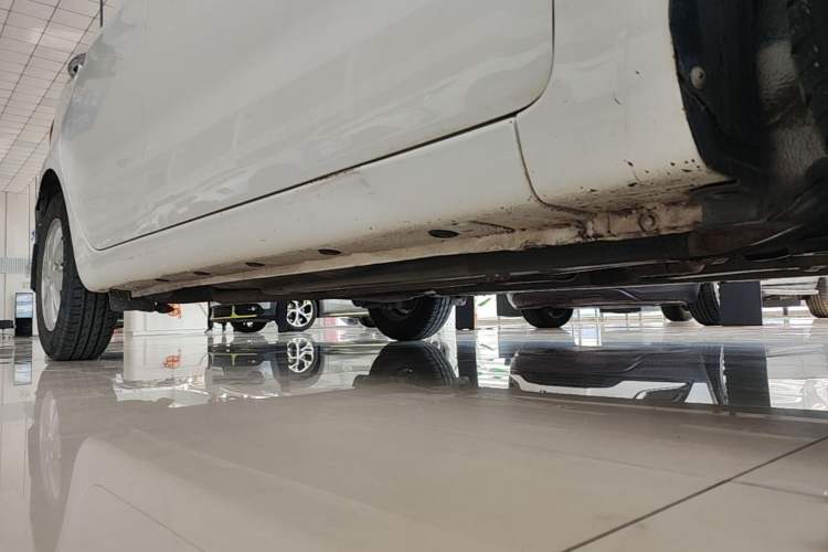 Used Kia K2 2015 Sedan 1.4L MT GLS Right Side Sill
