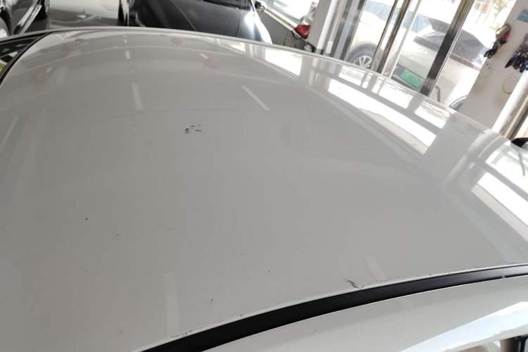 Used Kia K2 2015 Sedan 1.4L MT GLS Roof