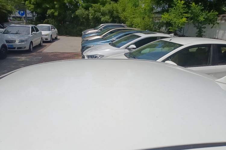Used Kia K2 2015 Sedan 1.4L Automatic GLS Roof