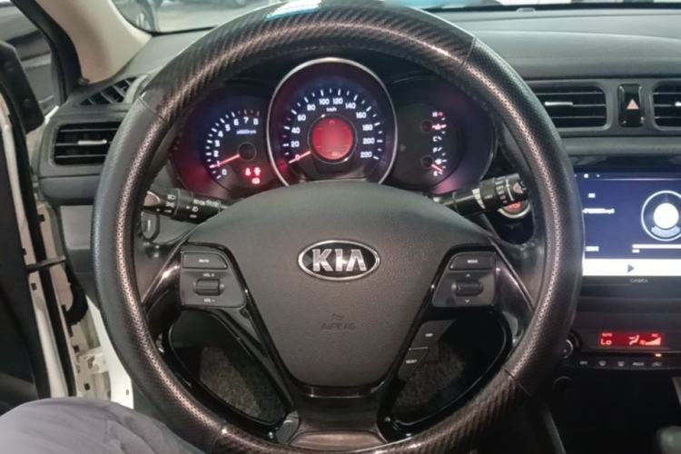 Used Kia K2 2015 Sedan 1.6L Automatic Transmission Premium Steering Wheel