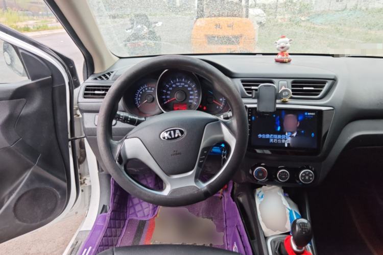 Used Kia K2 2015 Sedan 1.4L MT GLS Steering Wheel