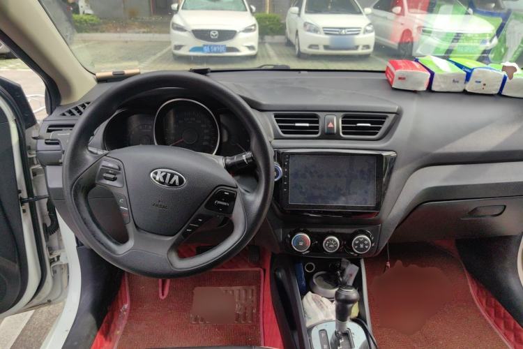 Used Kia K2 2015 Sedan 1.4L Automatic GLS Steering Wheel