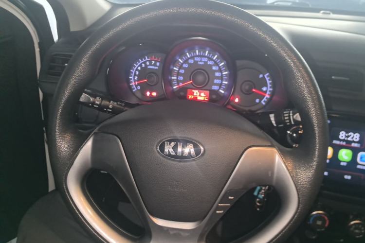 Used Kia K2 2015 Sedan 1.4L MT GLS Steering Wheel